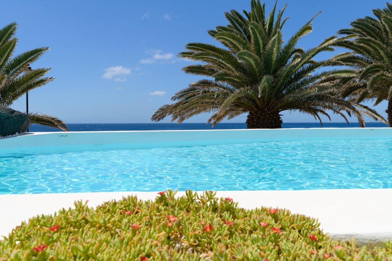 Sol Eterno - Luxury Aparmtent With Direct Oceanview And Extra Services Costa Teguise Kültér fotó